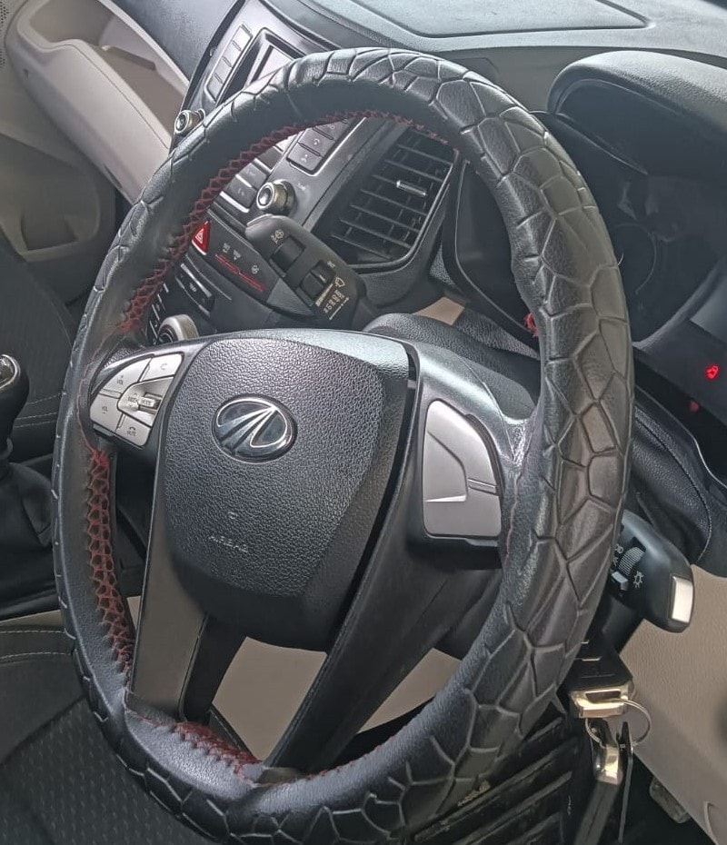 Used 2021 Mahindra XUV300 Used 2021 Mahindra XUV300
