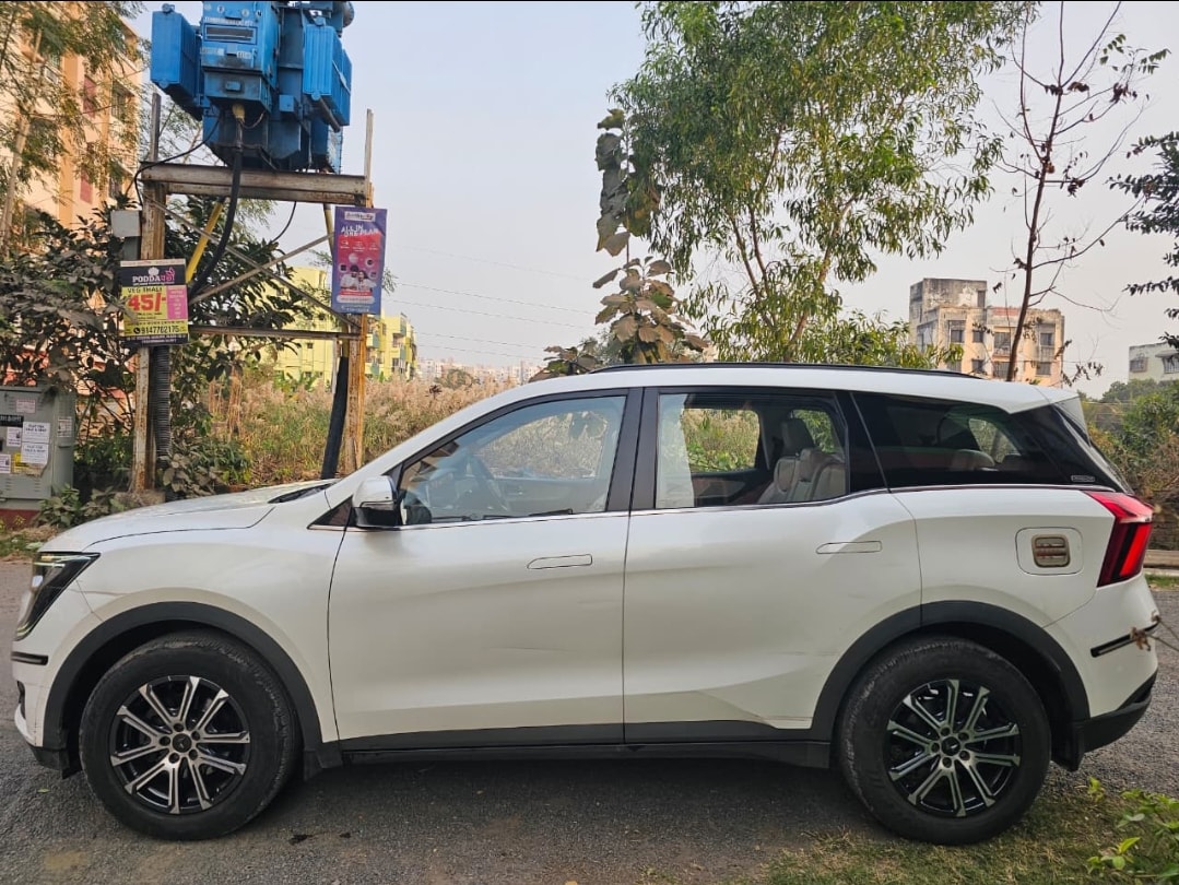 Used 2022 Mahindra XUV700 Used 2022 Mahindra XUV700