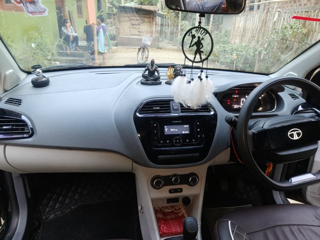 View Tata Nexon Image 14 Used Tata Nexon Image 14