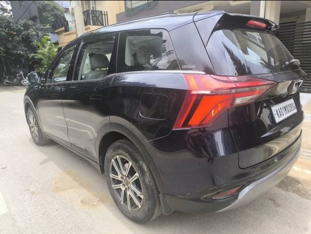 View Mahindra XUV700 Image 8 Used Mahindra XUV700 Image 8