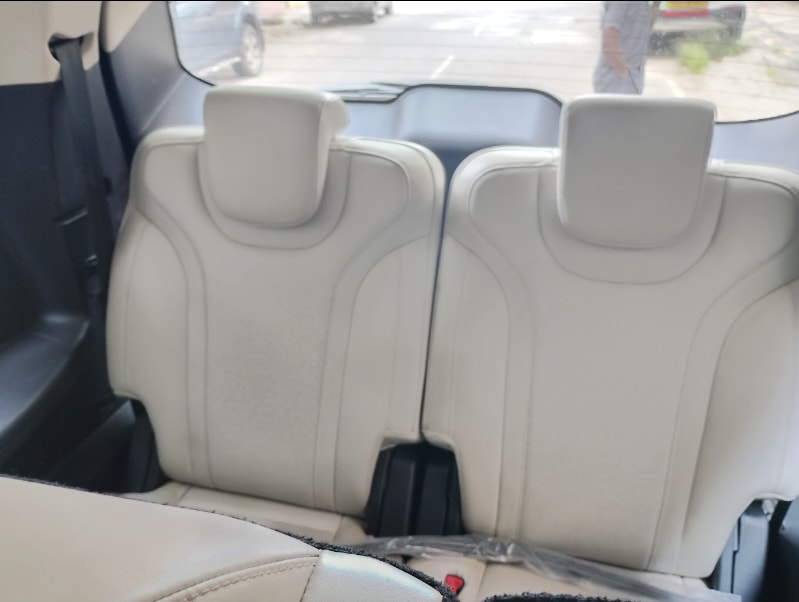 Used 2023 Mahindra XUV700 Used 2023 Mahindra XUV700