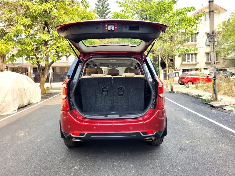 Used 2019 Mahindra XUV500 Used 2019 Mahindra XUV500