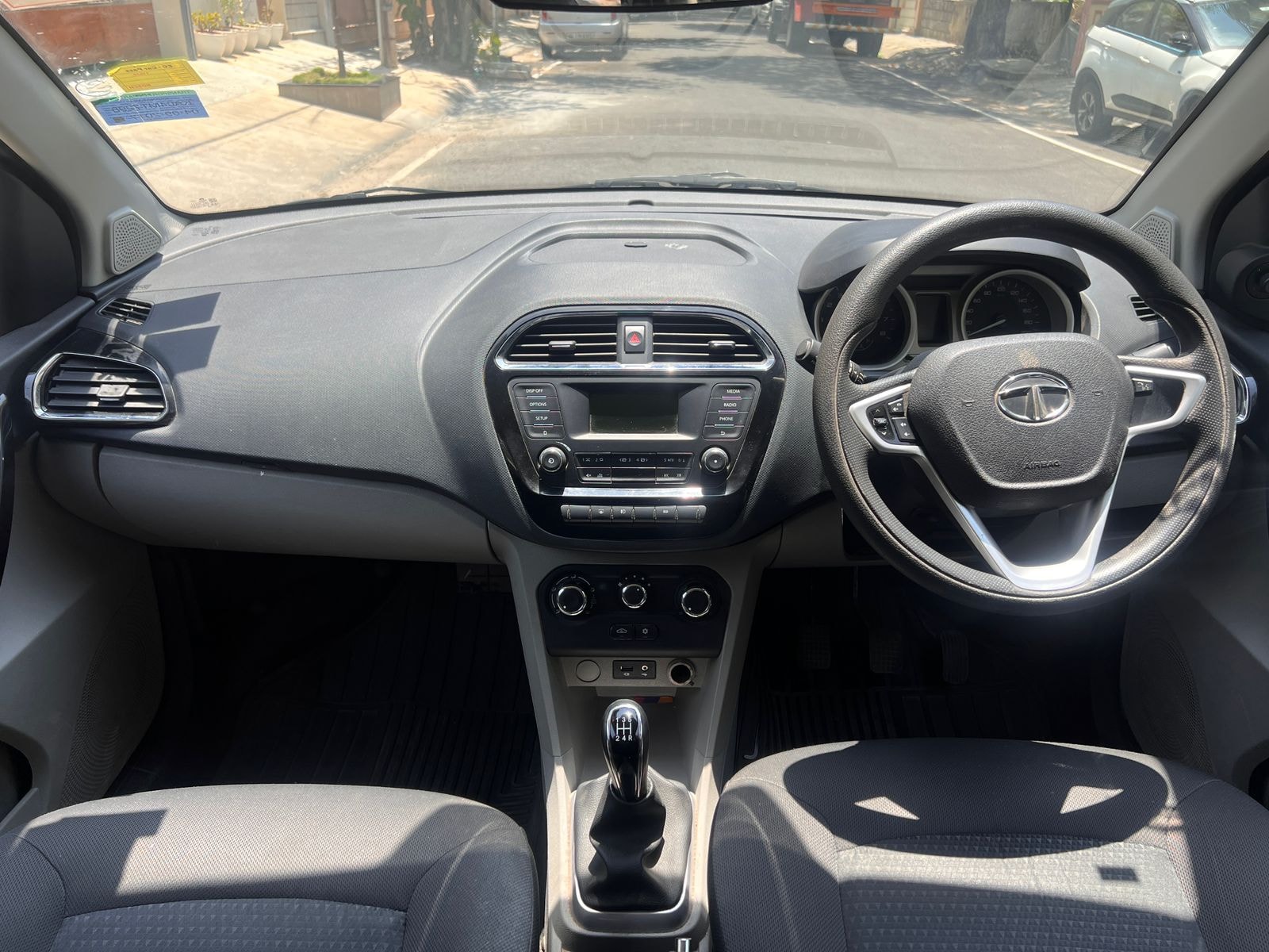 Used 2017 Tata Tiago Used 2017 Tata Tiago