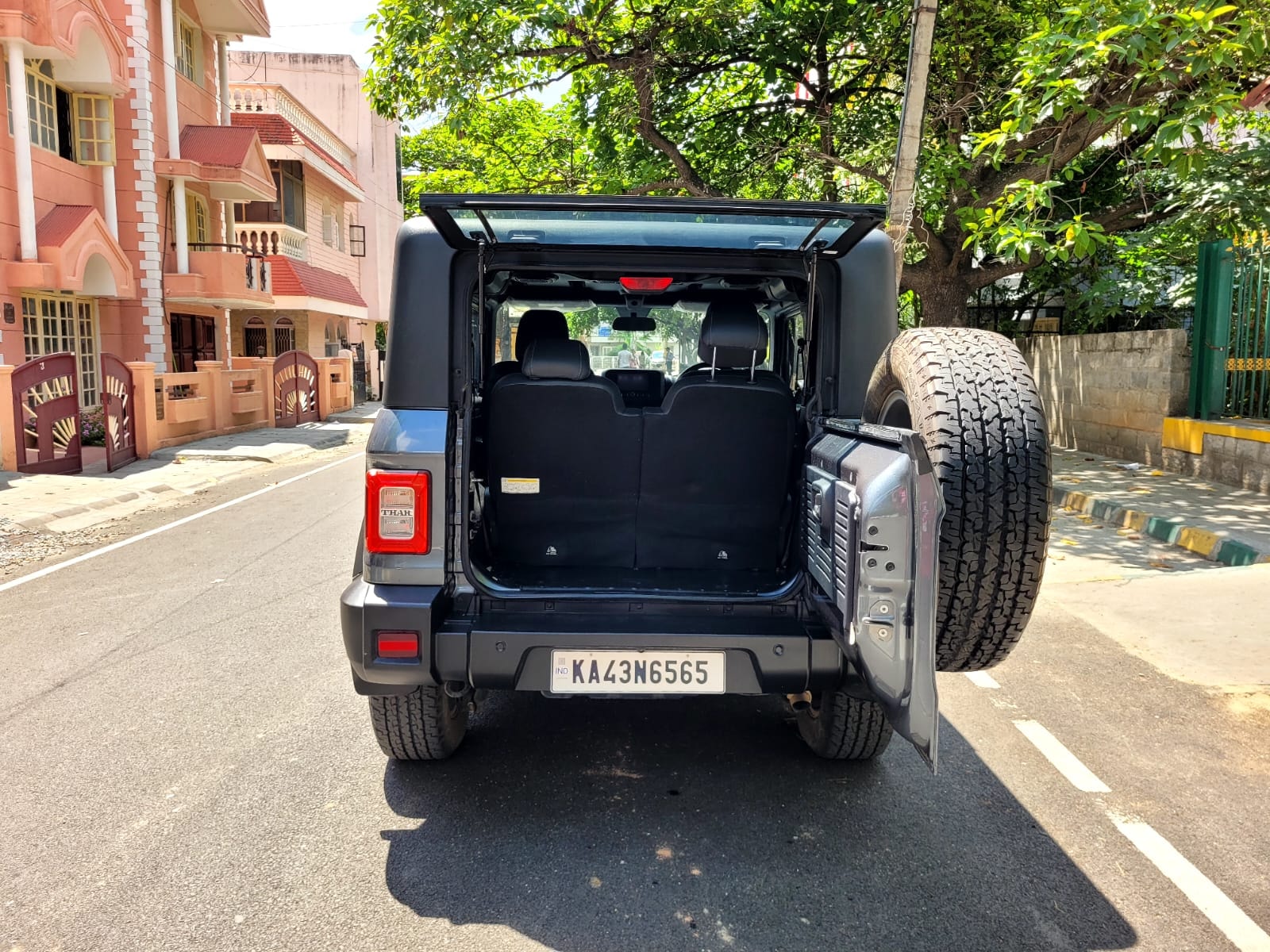 Used 2024 Mahindra Thar Used 2024 Mahindra Thar