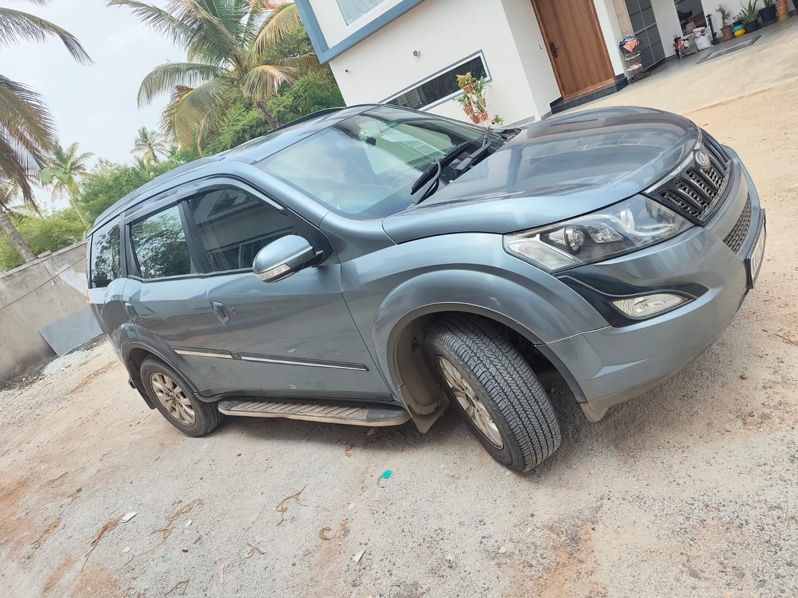 Used 2015 Mahindra XUV500 Used 2015 Mahindra XUV500