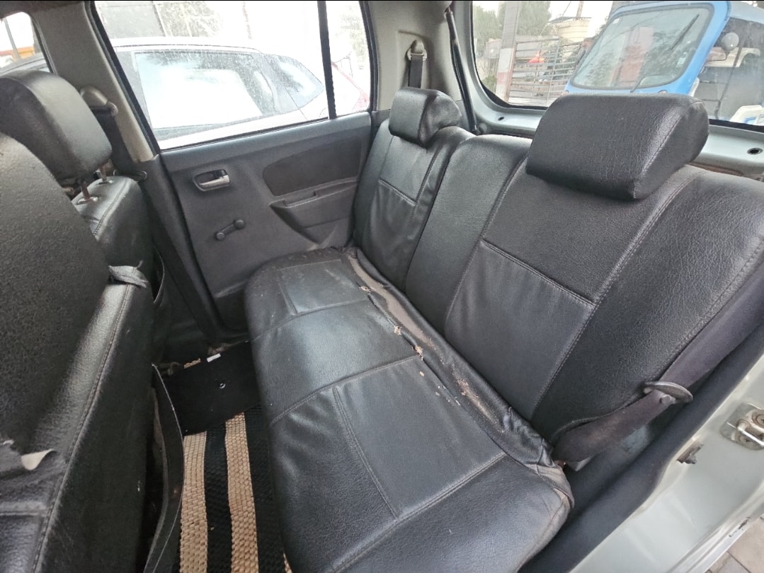 View 2011 Maruti Suzuki Wagon R LXI 1.0 BS IV Image 11 Used 2011 Maruti Suzuki Wagon R LXI 1.0 BS IV Image 11