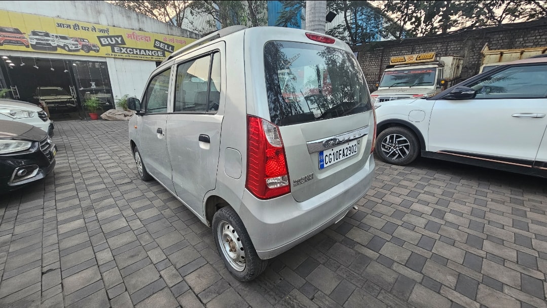 View 2011 Maruti Suzuki Wagon R LXI 1.0 BS IV Image 6 Used 2011 Maruti Suzuki Wagon R LXI 1.0 BS IV Image 6