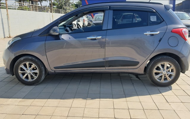 View Hyundai Grand i10 Image 4 Used Hyundai Grand i10 Image 4