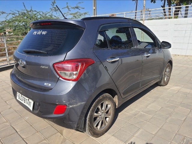 View Hyundai Grand i10 Image 8 Used Hyundai Grand i10 Image 8