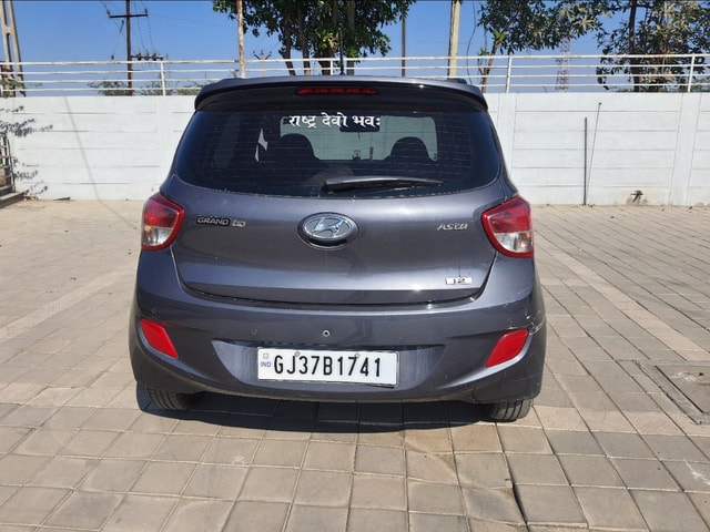 View Hyundai Grand i10 Image 3 Used Hyundai Grand i10 Image 3
