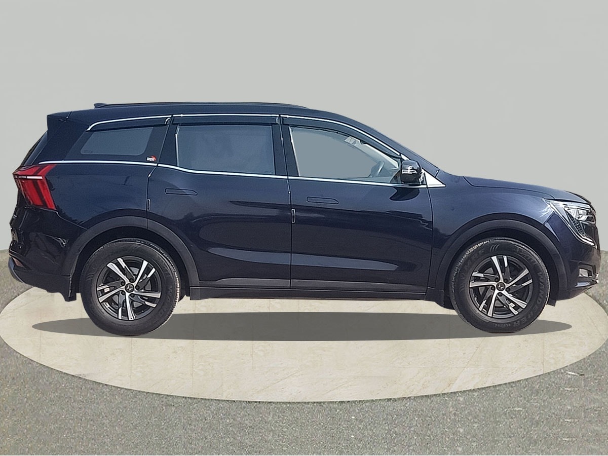 Used 2022 Mahindra XUV700 Used 2022 Mahindra XUV700