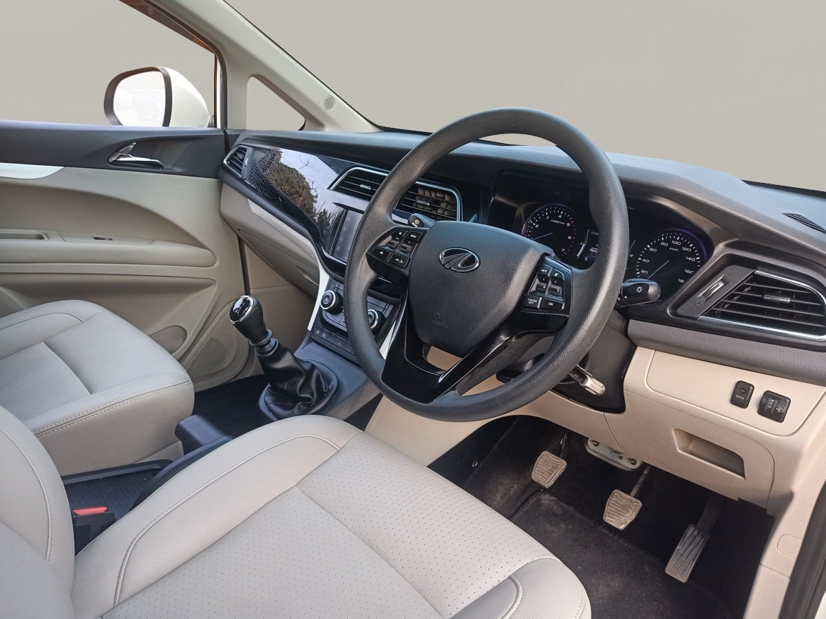 Used 2019 Mahindra Marazzo Used 2019 Mahindra Marazzo