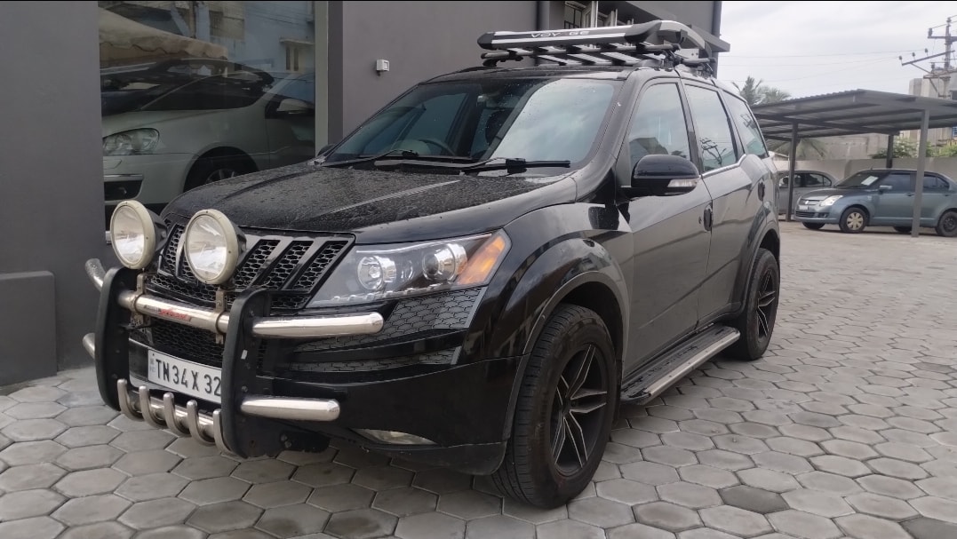 XUV500 image 1 XUV500 image 1