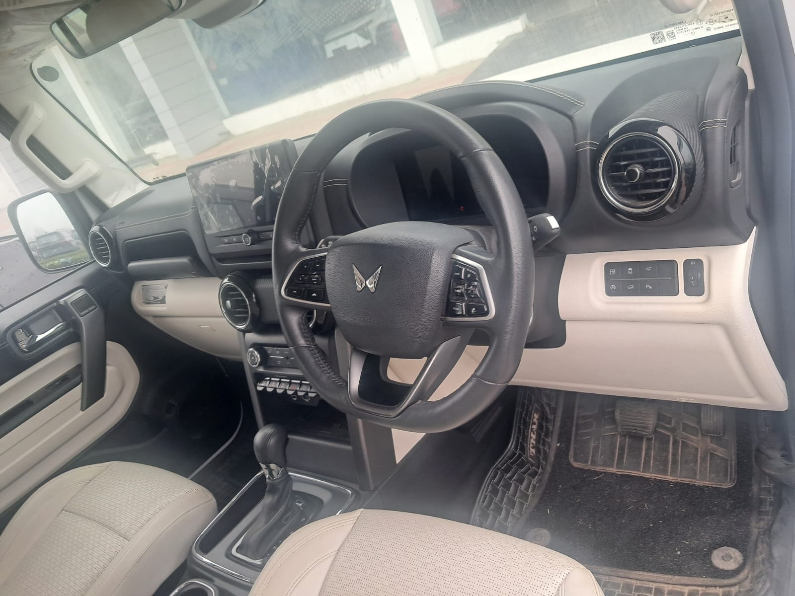 Used 2024 Mahindra Thar Roxx Used 2024 Mahindra Thar Roxx