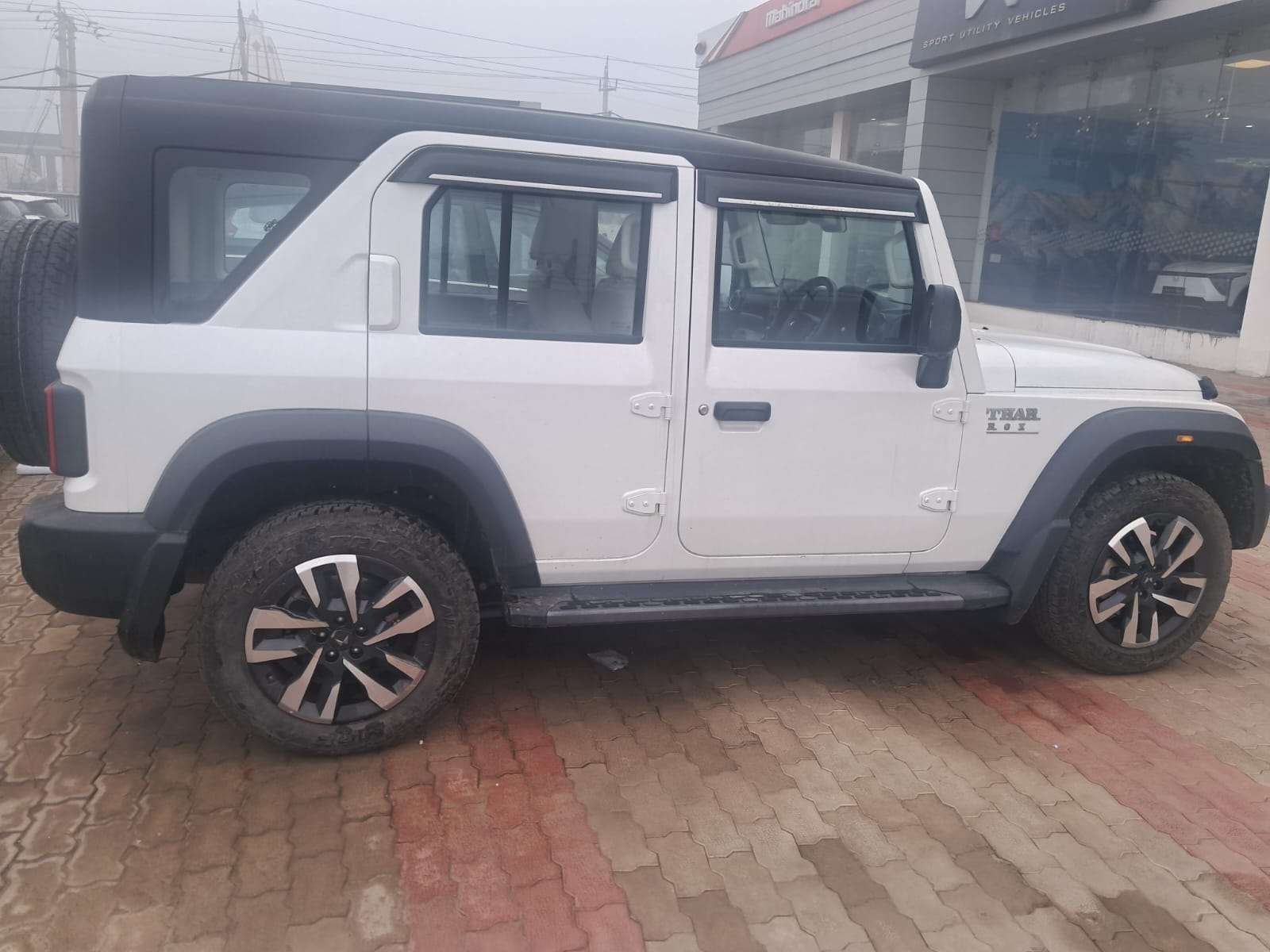 Used 2024 Mahindra Thar Roxx Used 2024 Mahindra Thar Roxx