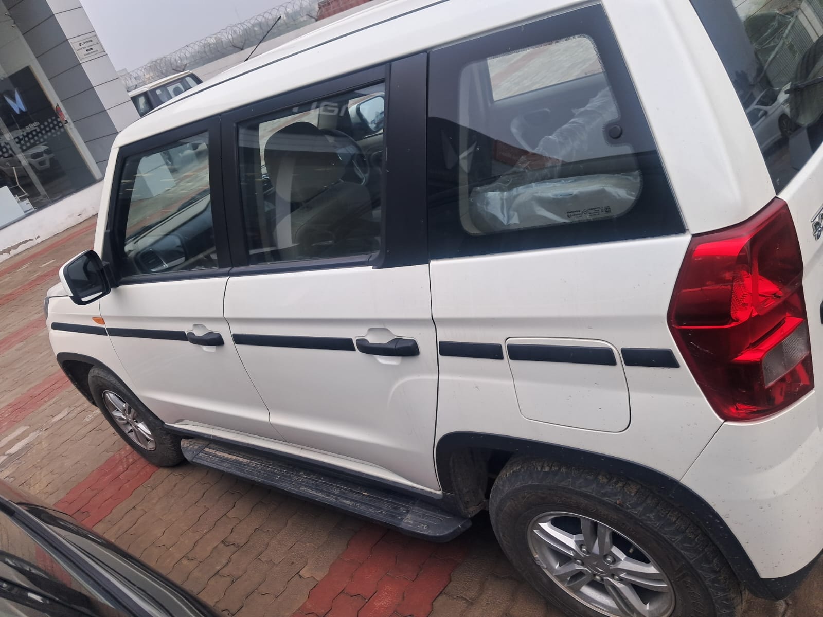 Used 2023 Mahindra Bolero Neo Used 2023 Mahindra Bolero Neo