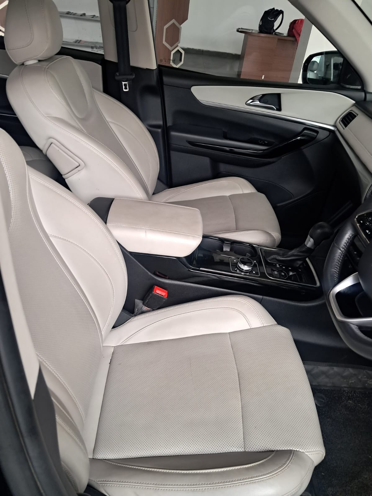 Used 2024 Mahindra XUV700 Used 2024 Mahindra XUV700