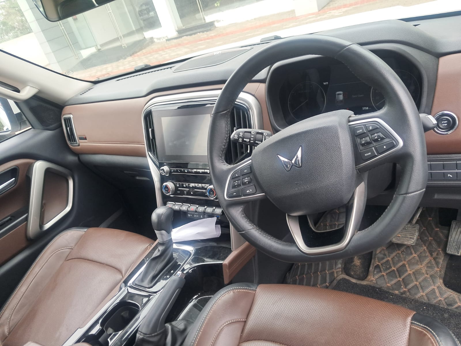 Used 2024 Mahindra Scorpio-N Used 2024 Mahindra Scorpio-N