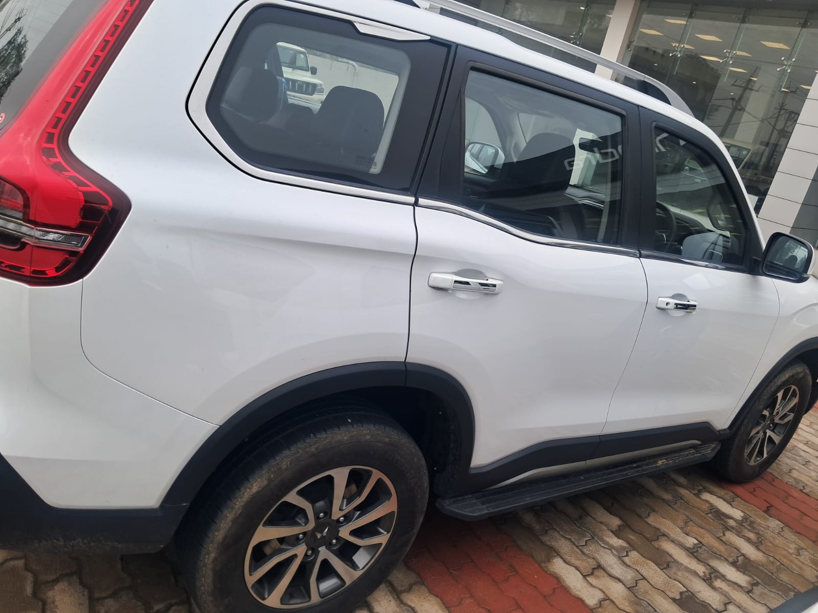 Used 2024 Mahindra Scorpio-N Used 2024 Mahindra Scorpio-N