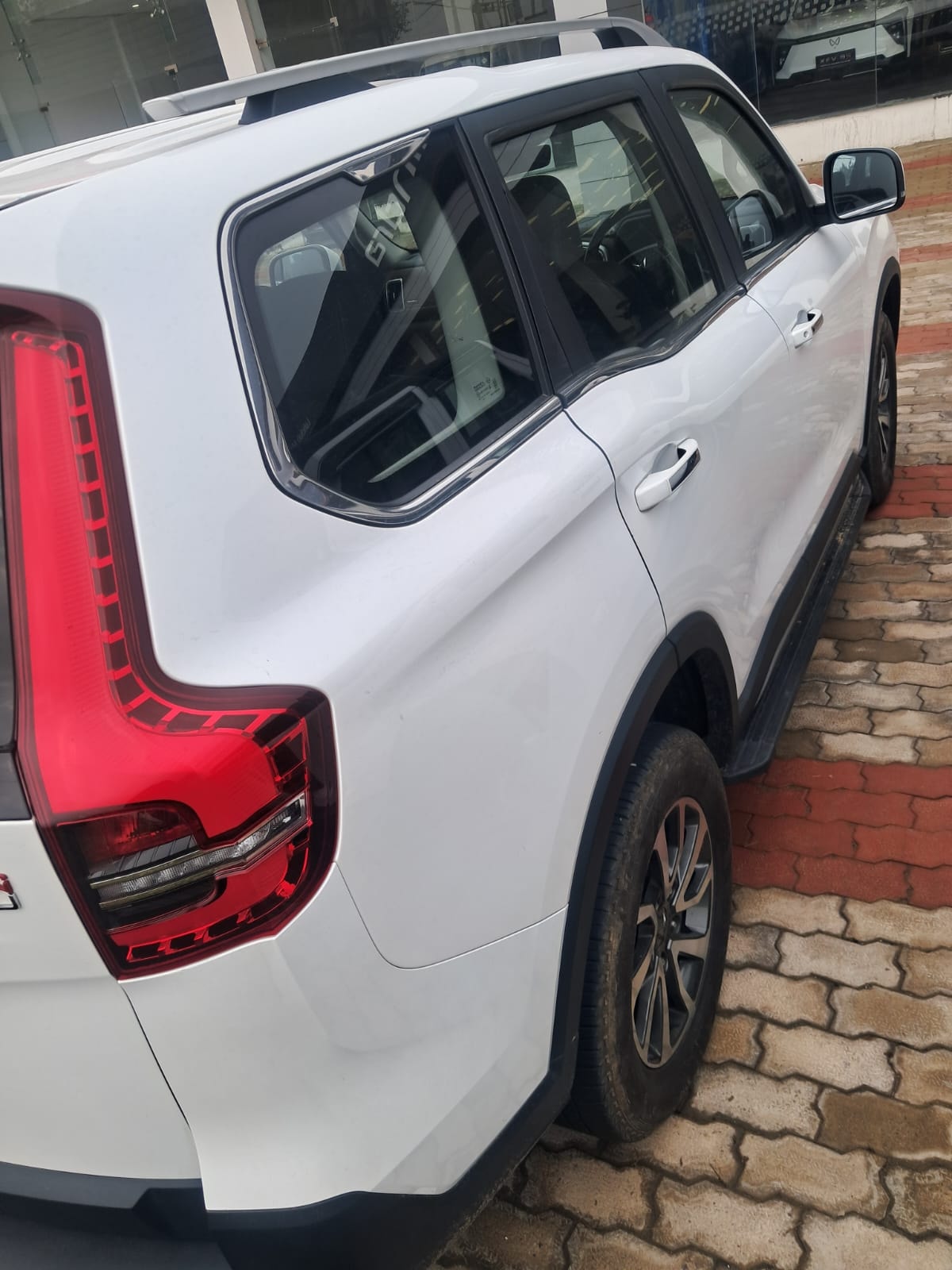 Used 2024 Mahindra Scorpio-N Used 2024 Mahindra Scorpio-N