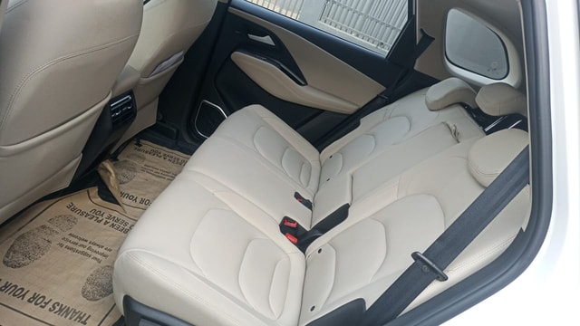 View MG Hector Image 12 Used MG Hector Image 12