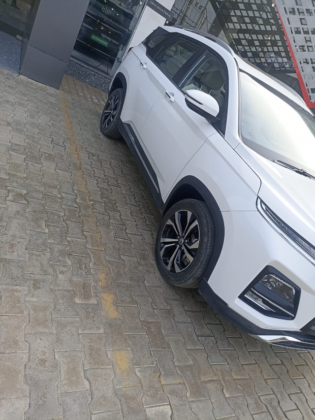 View MG Hector Image 7 Used MG Hector Image 7
