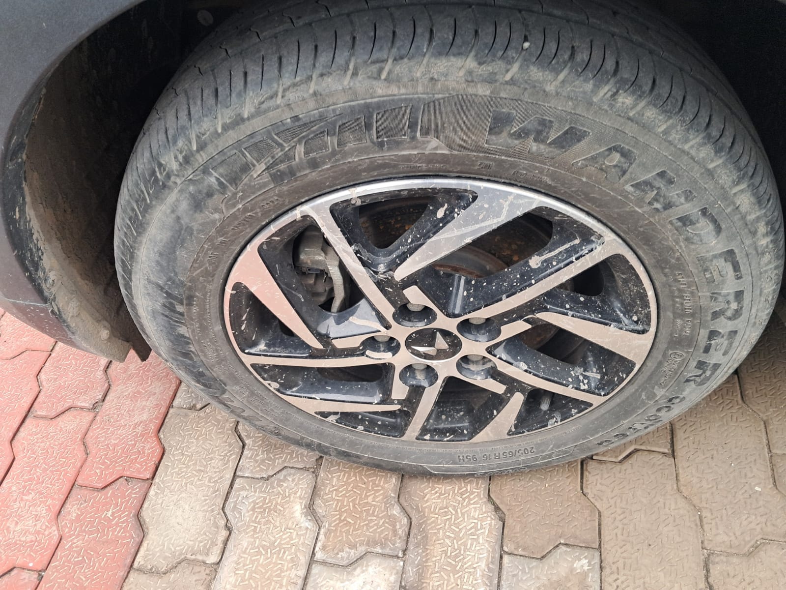 Used 2024 Mahindra XUV 3XO Used 2024 Mahindra XUV 3XO