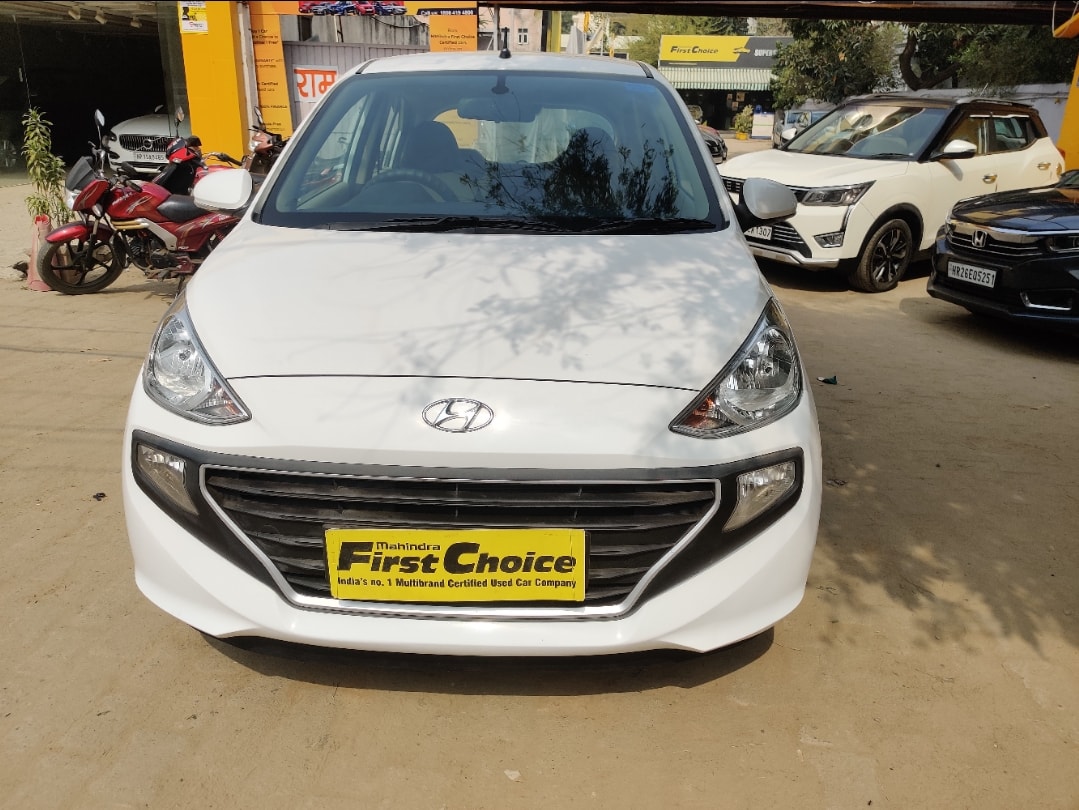 Santro image 2 Santro image 2