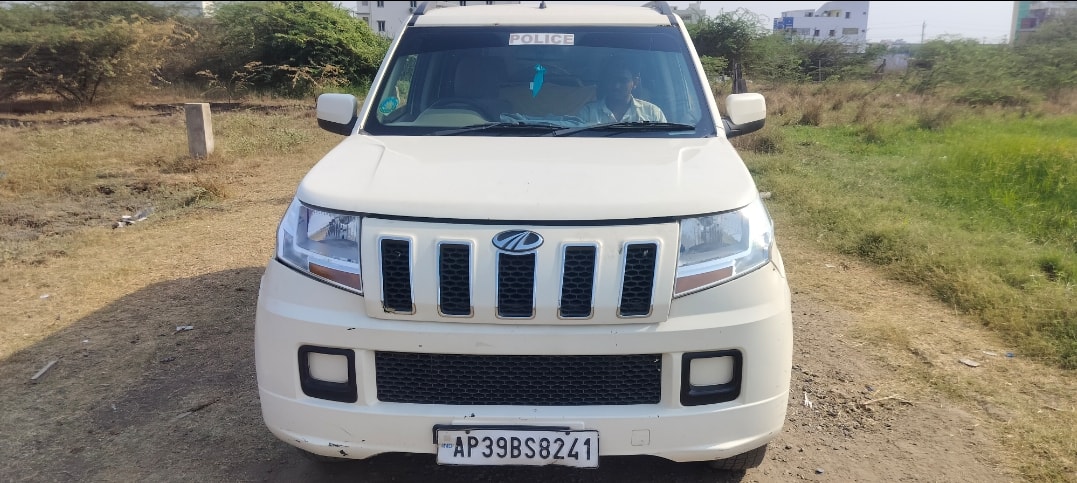 Used 2019 Mahindra TUV300 Used 2019 Mahindra TUV300