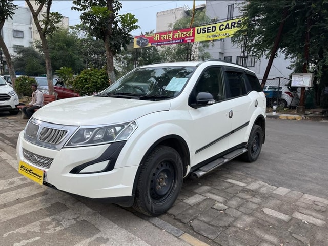 View Mahindra XUV500 Image 1 Used Mahindra XUV500 Image 1
