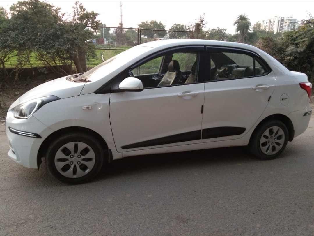 Xcent image 3 Xcent image 3