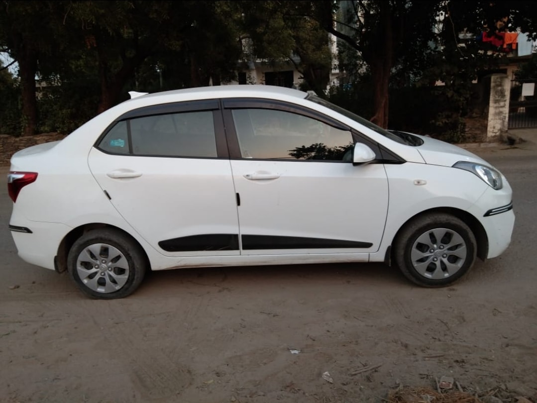 Xcent image 6 Xcent image 6