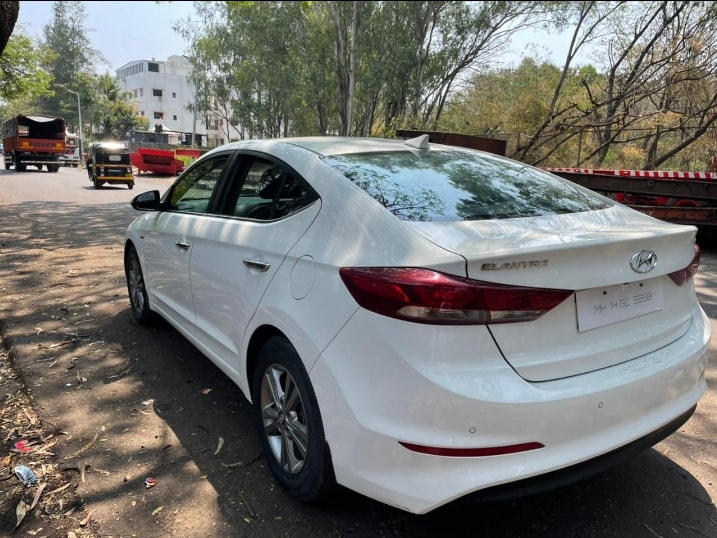 Elantra image 1 Elantra image 1