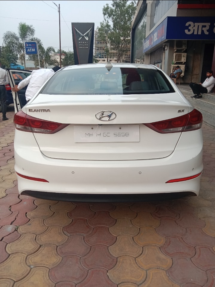 Elantra image 6 Elantra image 6