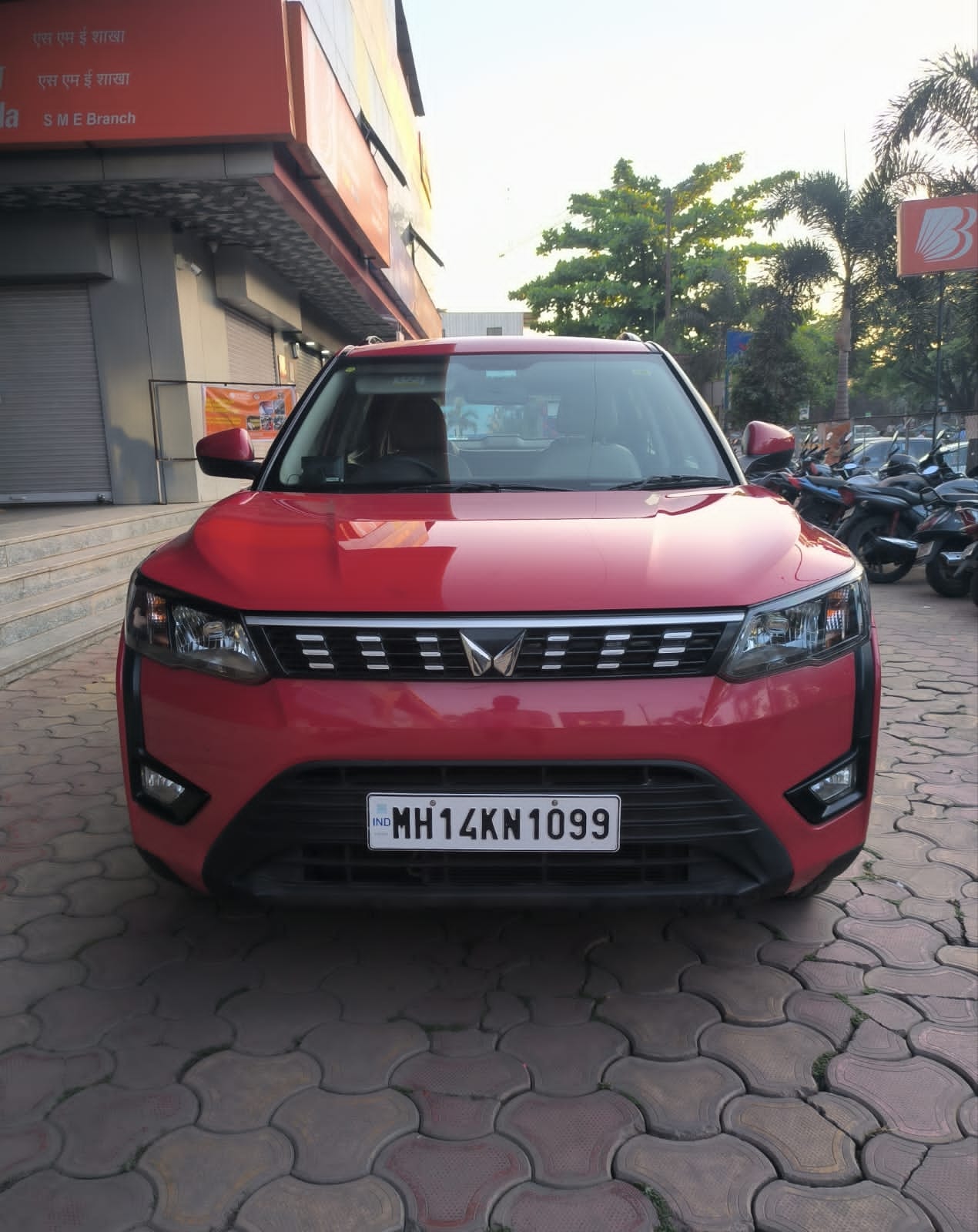 Used 2023 Mahindra XUV300 Used 2023 Mahindra XUV300