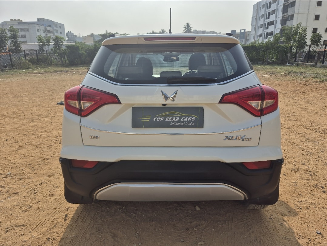 Used 2022 Mahindra XUV300 Used 2022 Mahindra XUV300