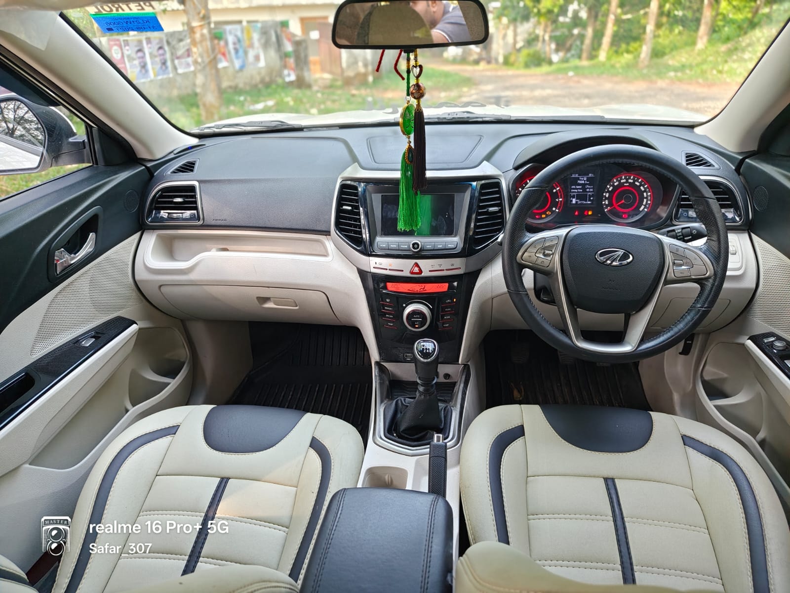Used 2021 Mahindra XUV300 Used 2021 Mahindra XUV300