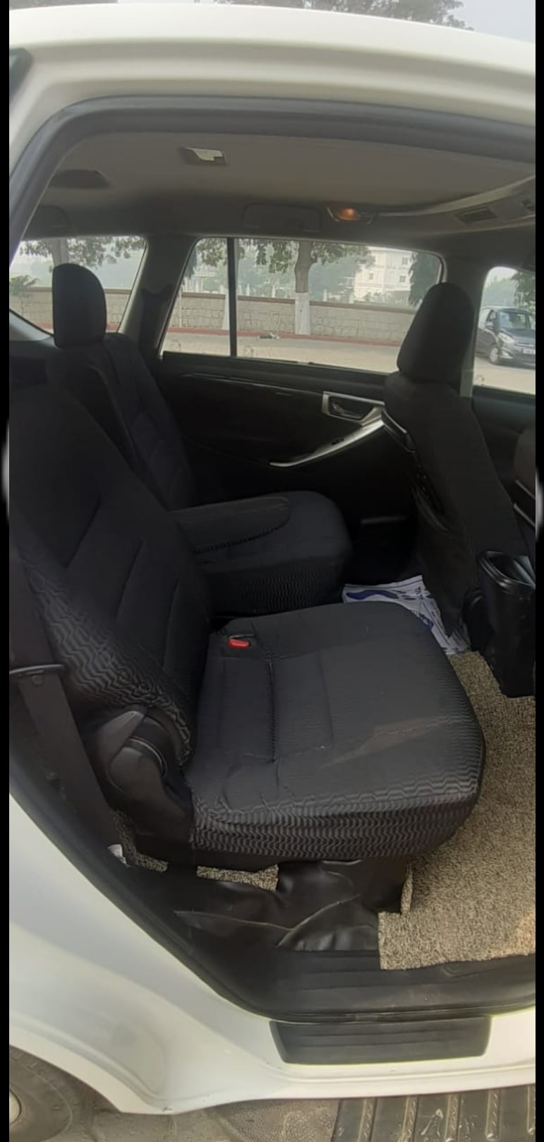 Innova Crysta image 3 Innova Crysta image 3