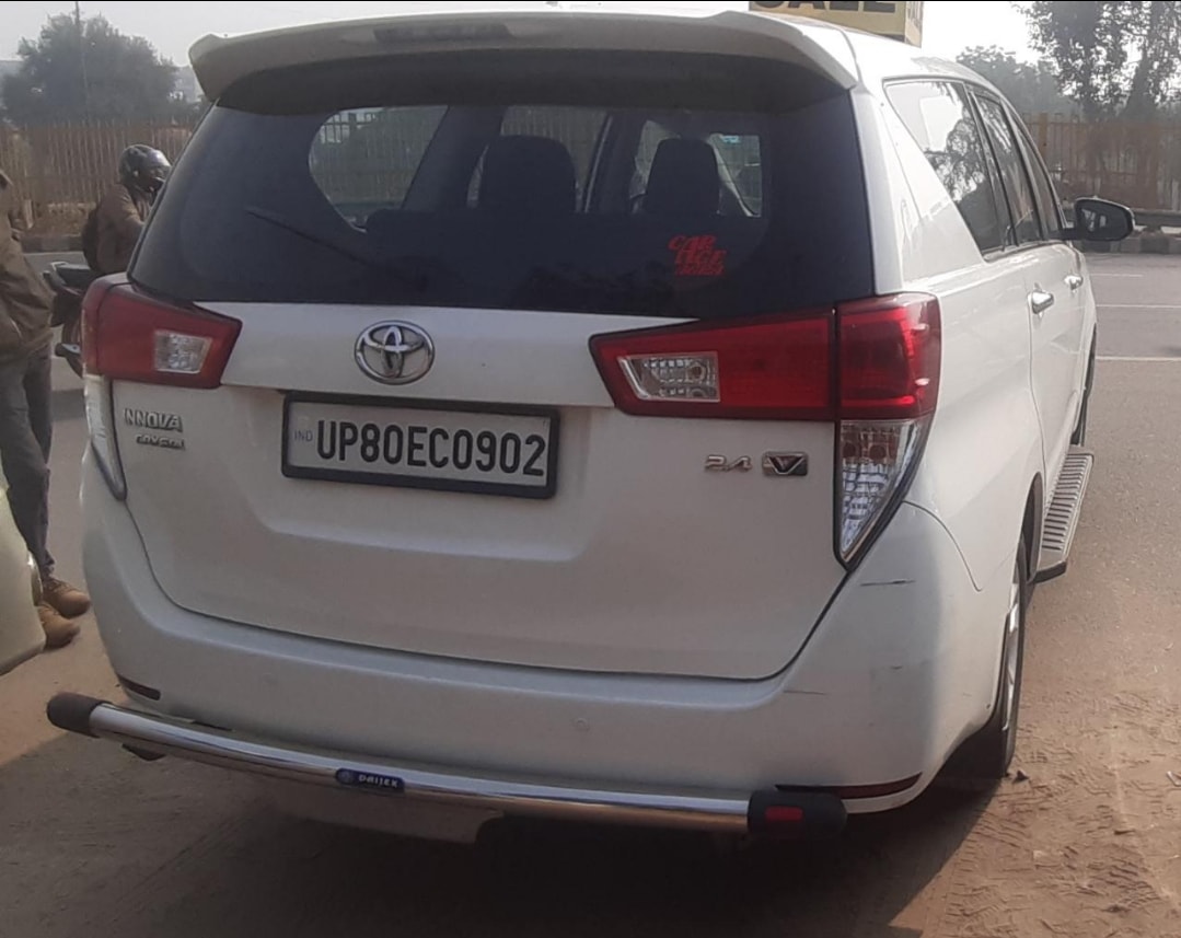 Innova Crysta image 11 Innova Crysta image 11