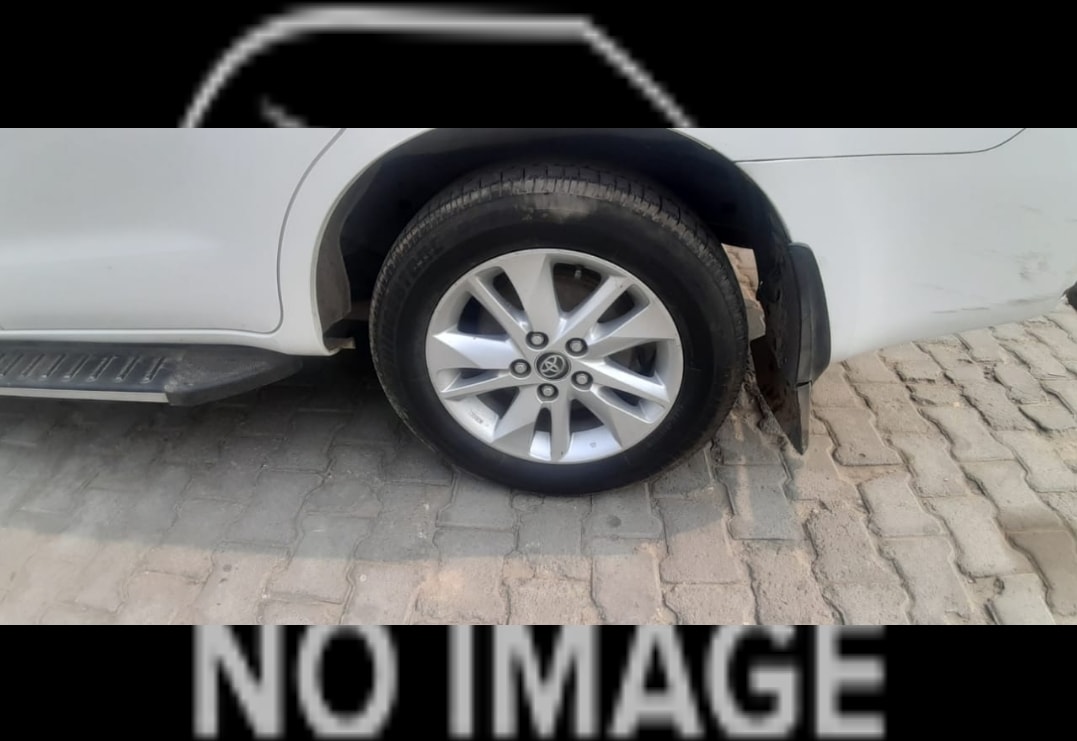 Innova Crysta image 16 Innova Crysta image 16