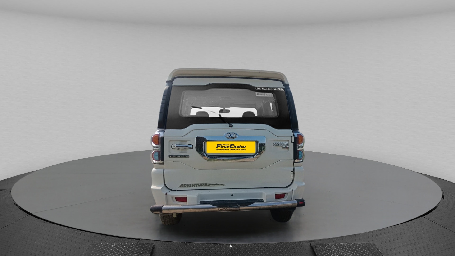 Scorpio image 4 Scorpio image 4