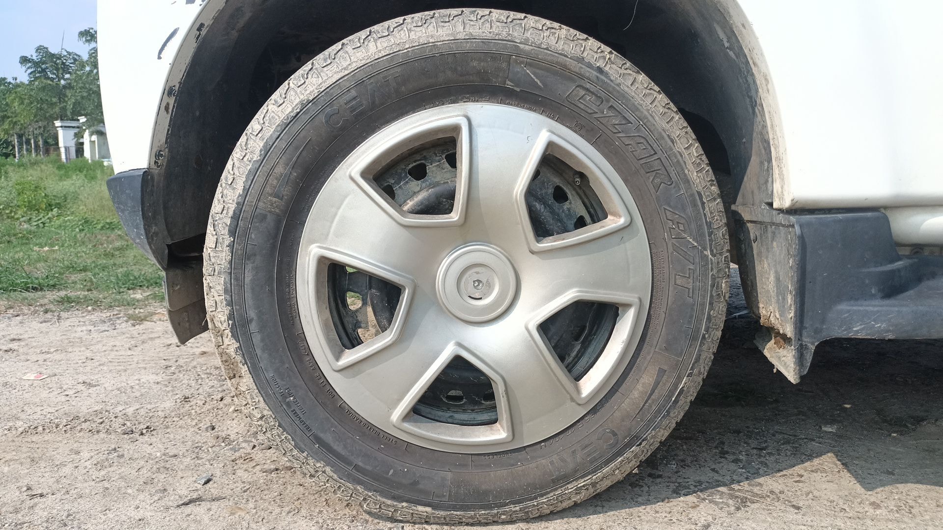 Scorpio image 10 Scorpio image 10