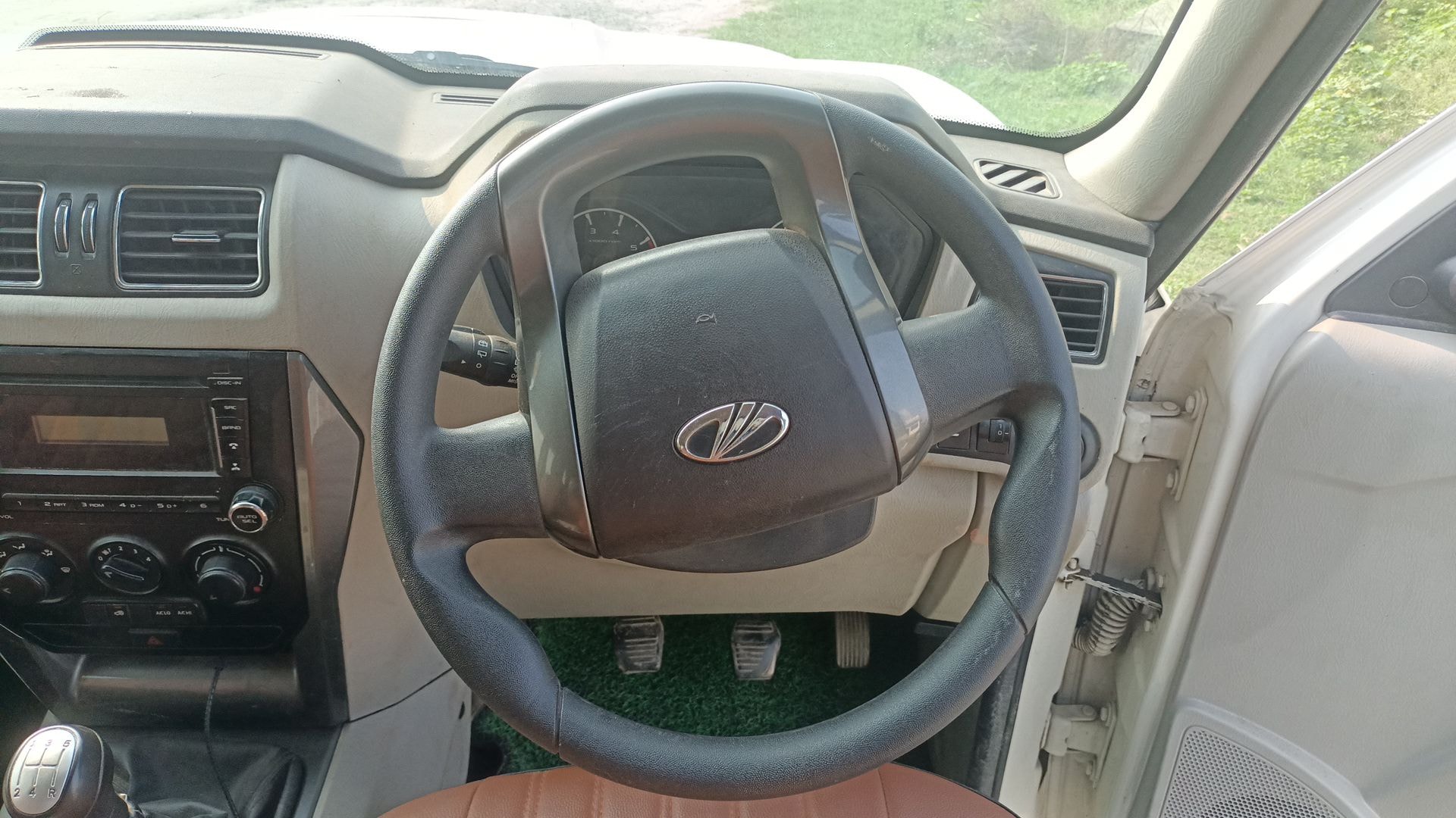 Scorpio image 17 Scorpio image 17