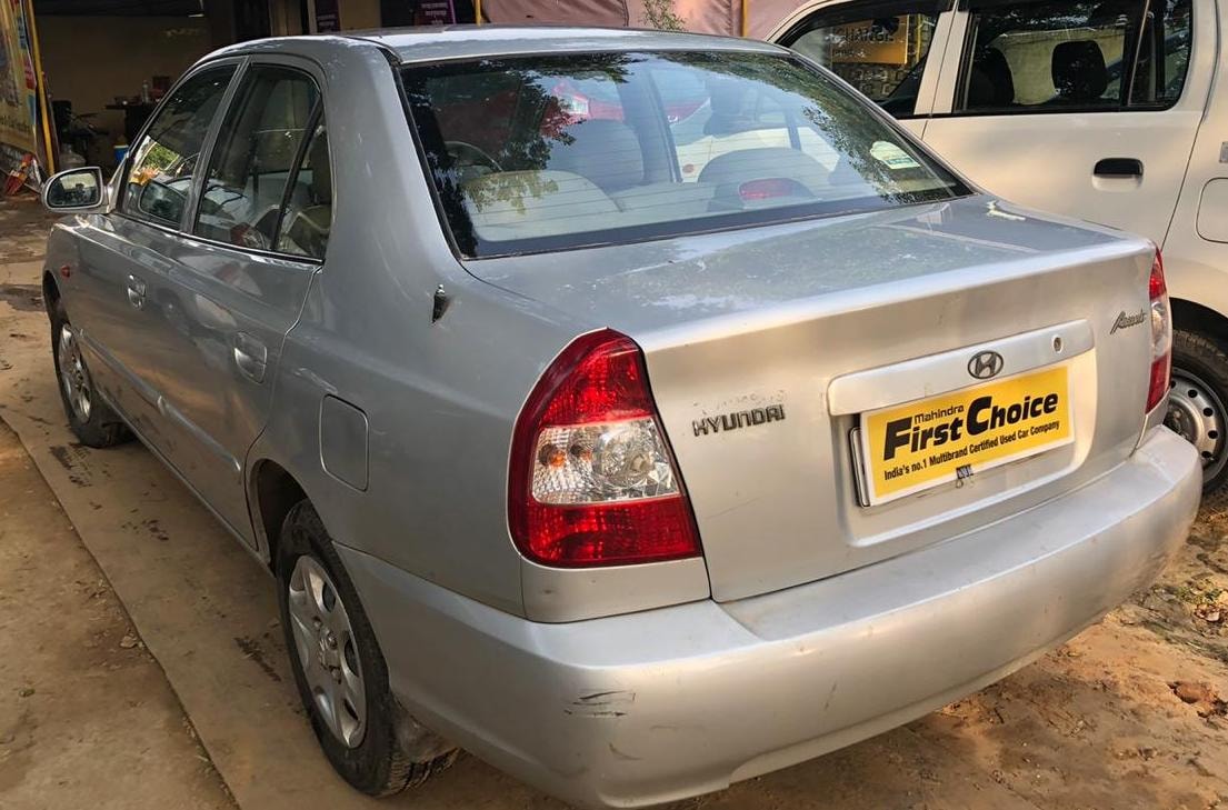 Accent image 11 Accent image 11