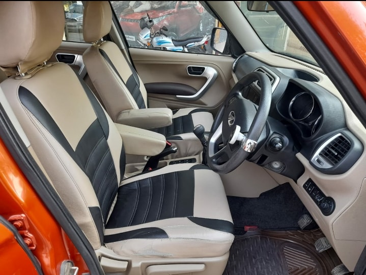 TUV300 image 6 TUV300 image 6