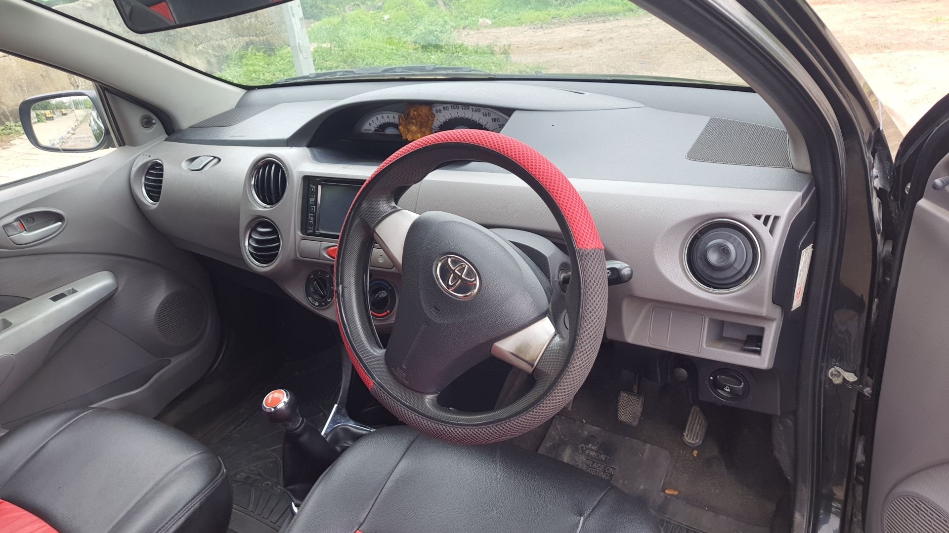 Etios image 14 Etios image 14