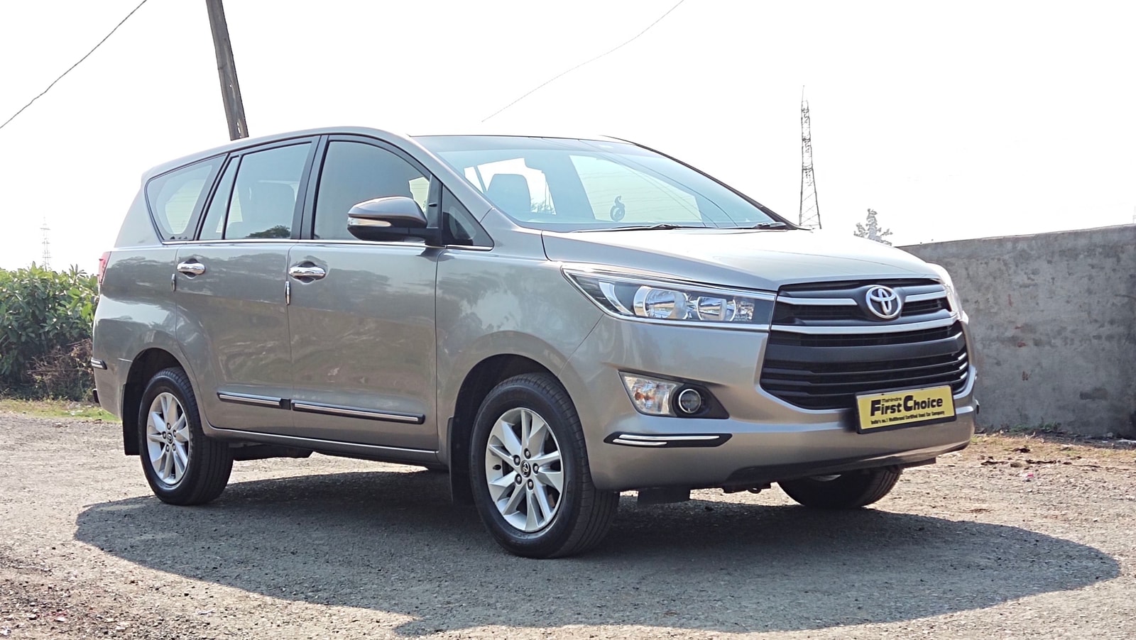 Innova Crysta image 5 Innova Crysta image 5