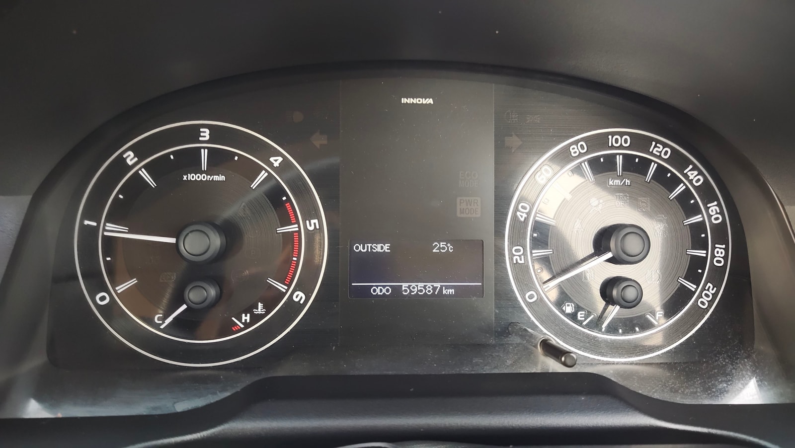 Innova Crysta image 9 Innova Crysta image 9