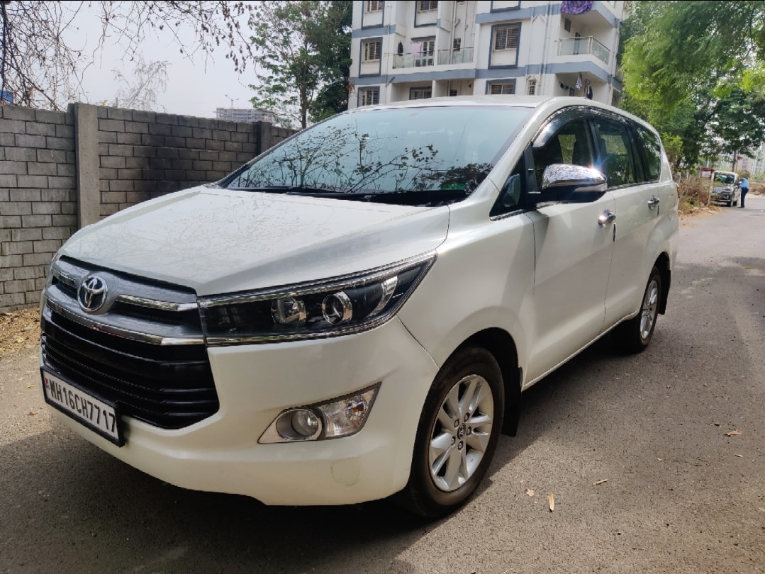 Innova Crysta image 1 Innova Crysta image 1