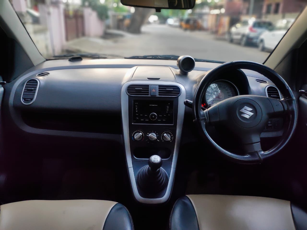 Ritz image 3 Ritz image 3